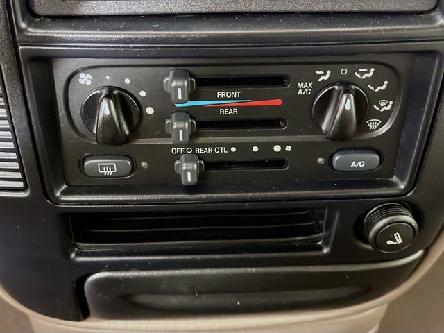 Used 1999 Ford Windstar SE image 17