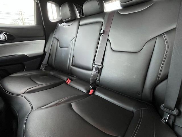 Used 2024 Jeep Compass Limited image 25