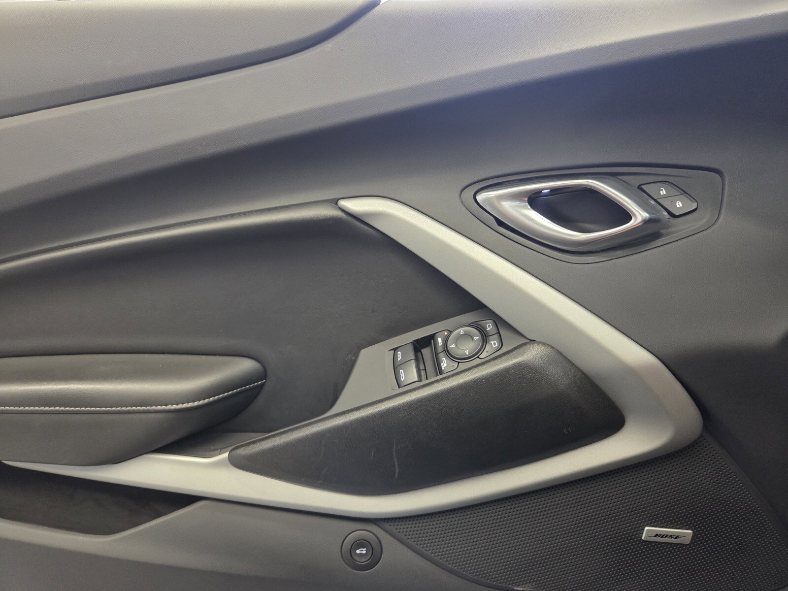 Used 2023 Chevrolet Camaro LT w/ RS Package image 19