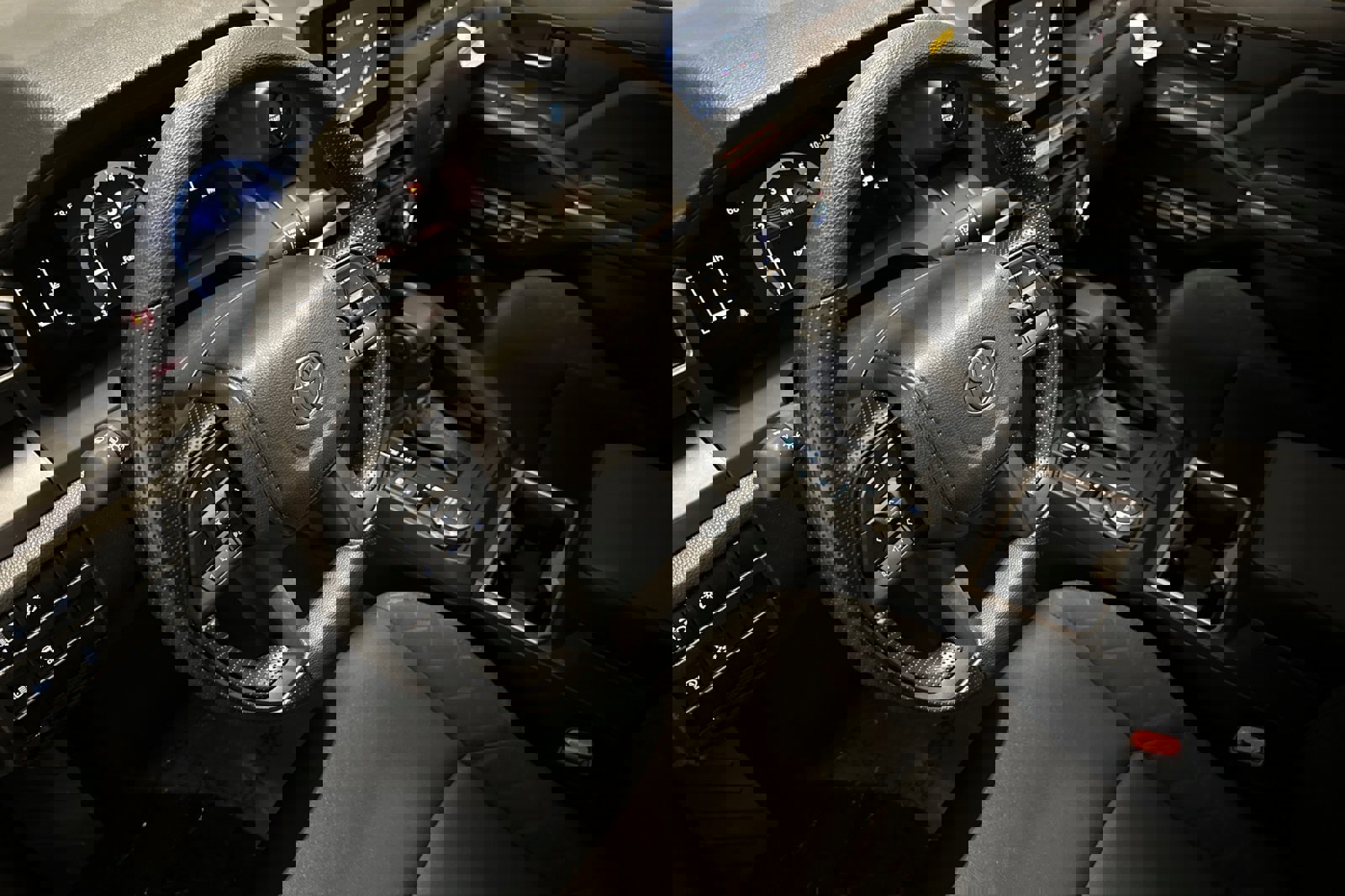 New 2025 Toyota Tacoma SR5 image 6