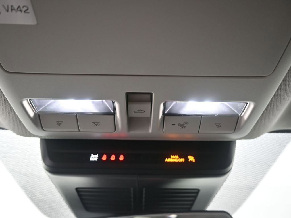 Certified 2025 MAZDA CX-50 AWD 2.5 S w/ Weather Package image 11