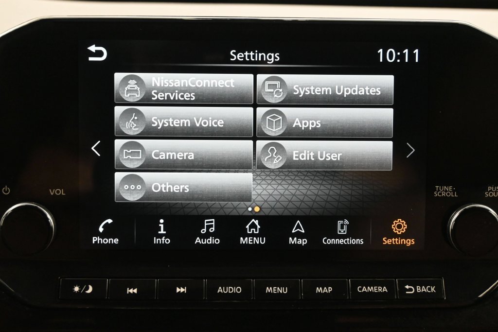 Used 2024 Nissan Pathfinder Platinum FWD image 12