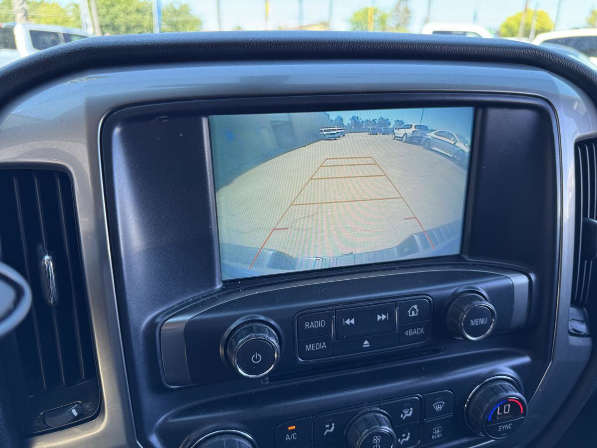 Used 2018 Chevrolet Silverado 1500 LT w/ All Star Edition image 34