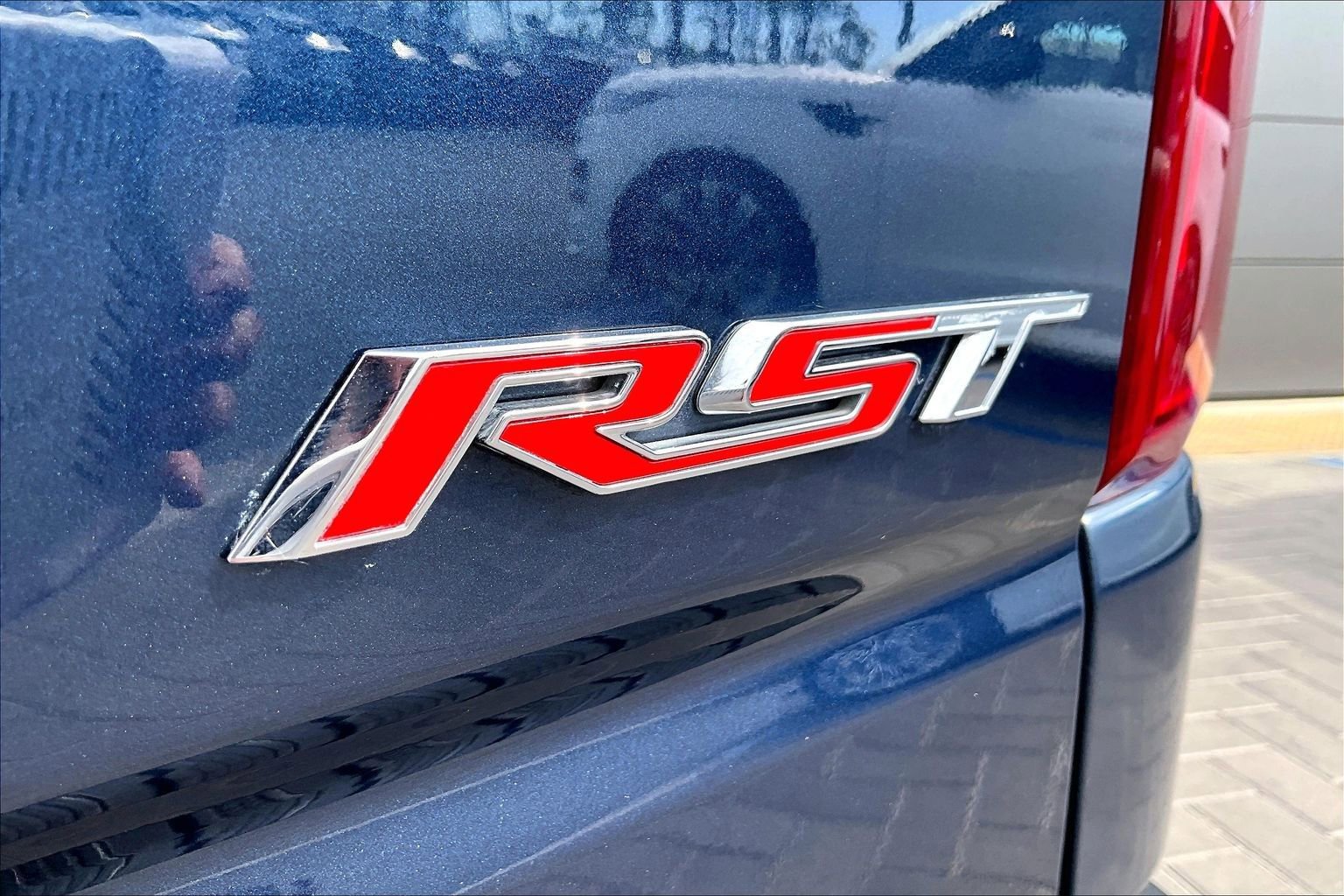 Used 2021 Chevrolet Silverado 1500 RST image 8