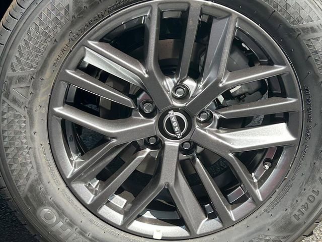 New 2026 Nissan Rogue S image 27