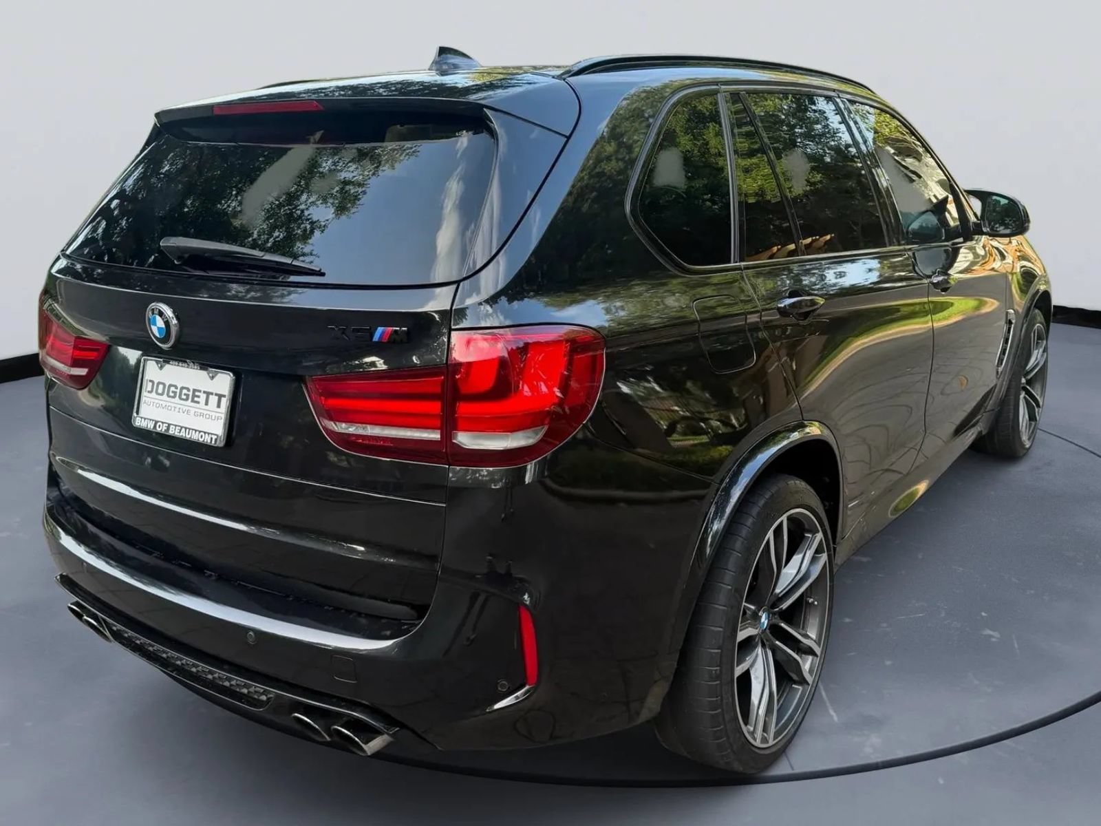 Used 2015 BMW X5 M AWD/4WD image 6
