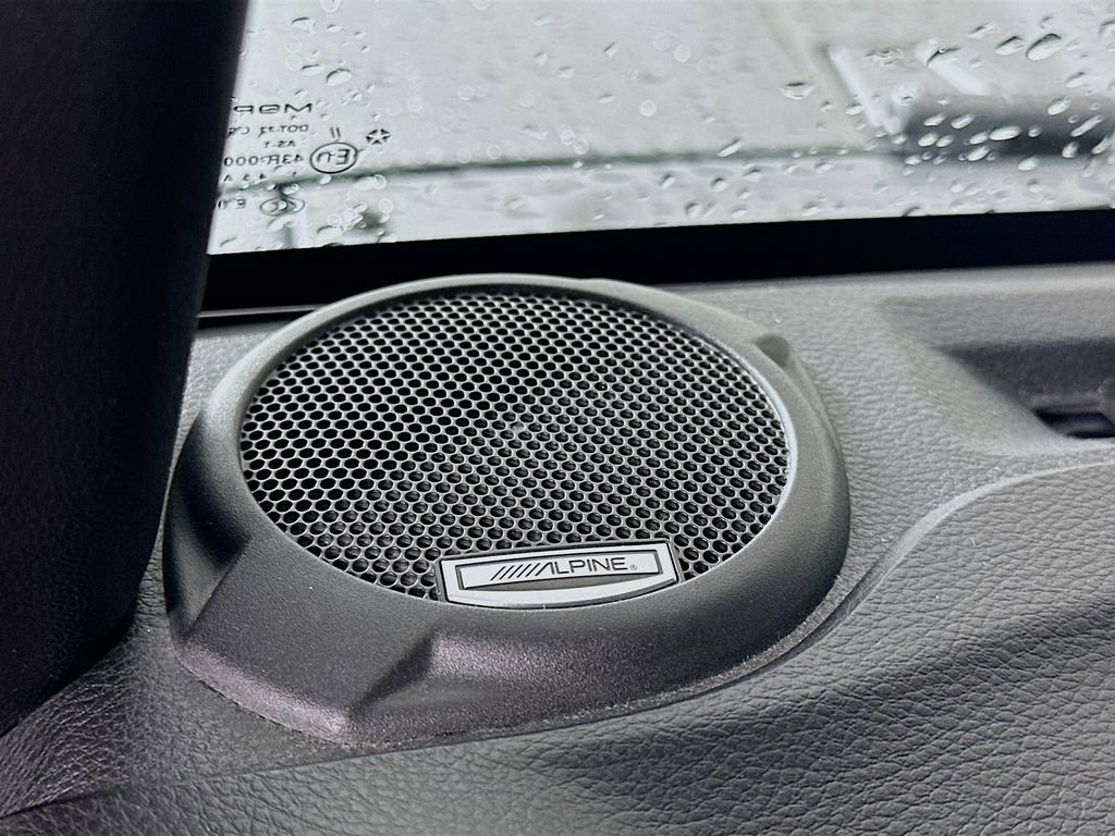 Used 2017 Jeep Wrangler Unlimited Rubicon image 17