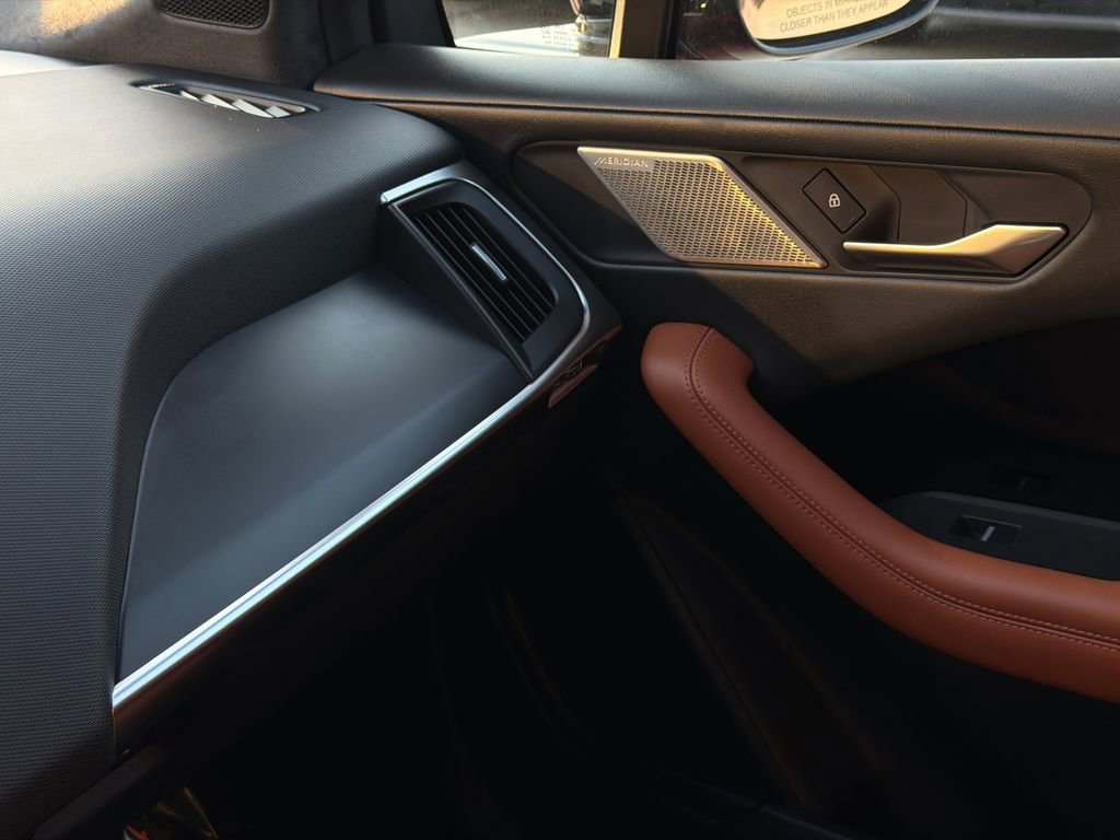 Used 2024 Jaguar I-PACE R-Dynamic HSE image 33