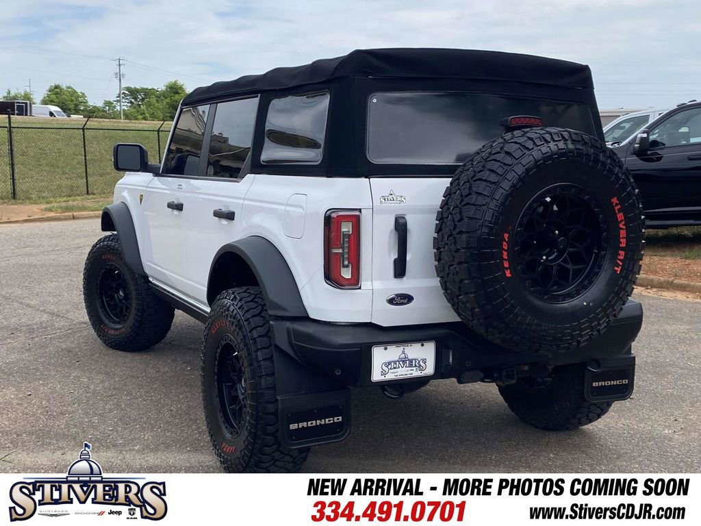 Used 2022 Ford Bronco Badlands AWD/4WD image 6