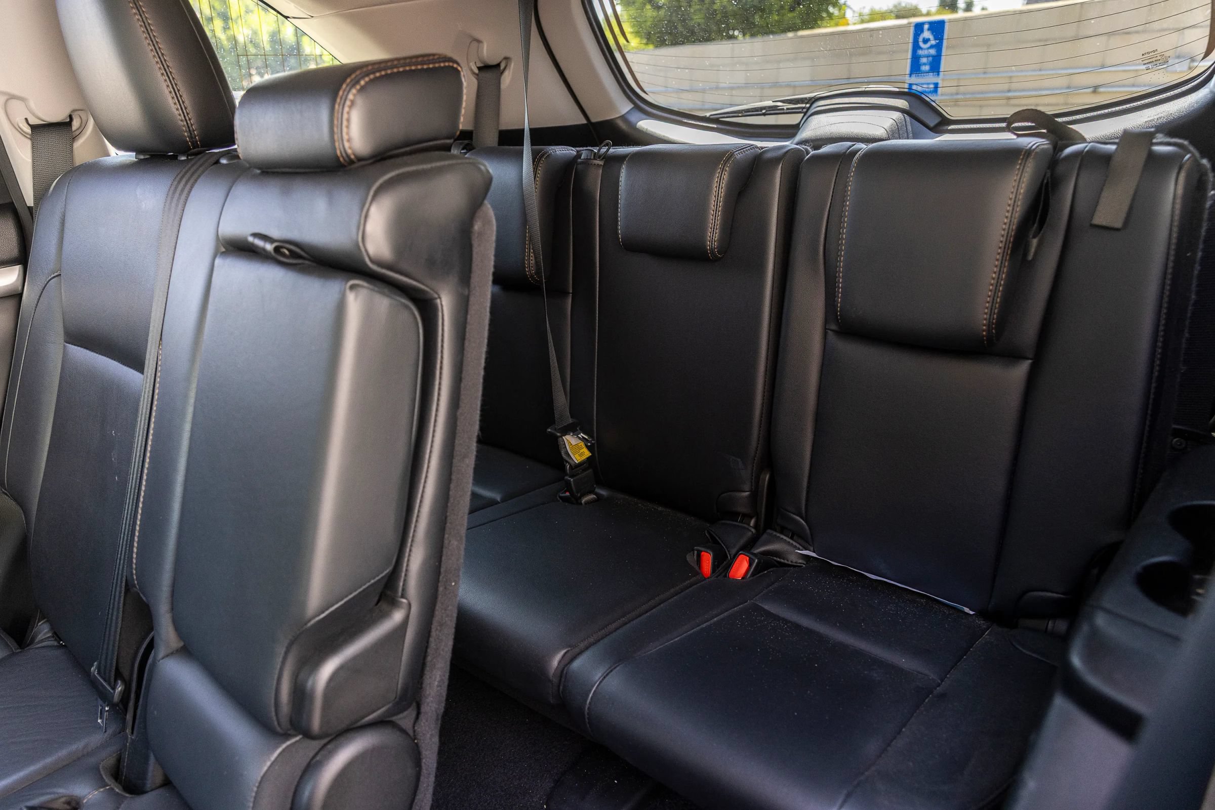 Used 2018 Toyota Highlander XLE FWD image 29