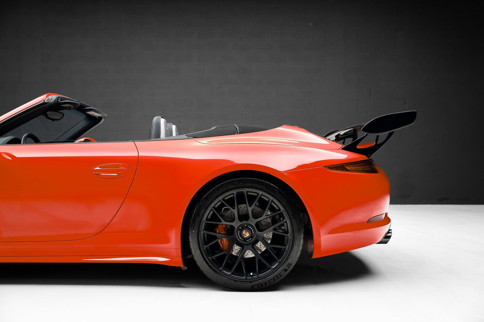 Used 2016 Porsche 911 Carrera GTS RWD image 22