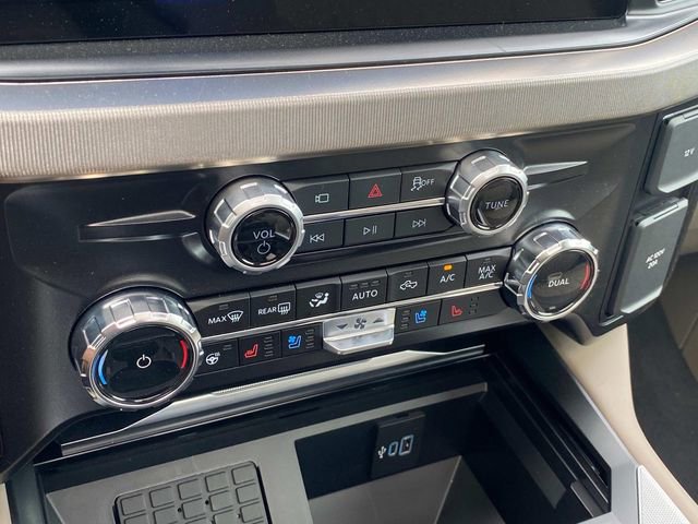 New 2026 Ford F450 Platinum w/ Platinum Plus Package image 21