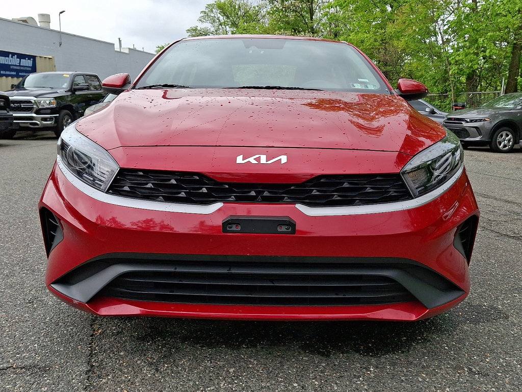 Used 2024 Kia Forte LXS FWD image 8