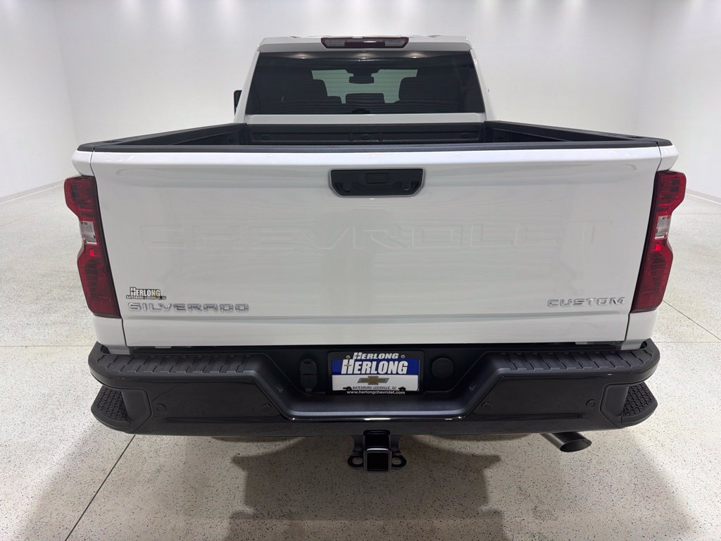 New 2026 Chevrolet Silverado 2500 Custom w/ Custom Value Package AWD/4WD image 4