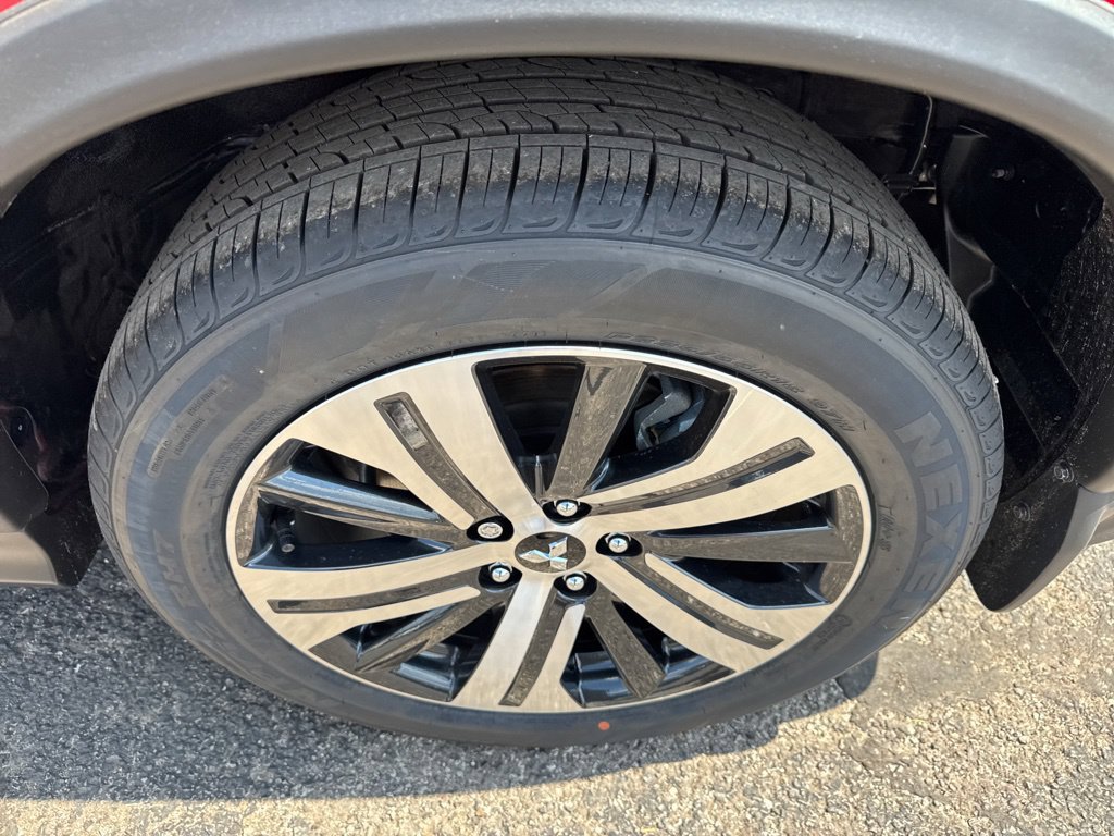 New 2027 Mitsubishi Outlander Sport SE FWD image 40