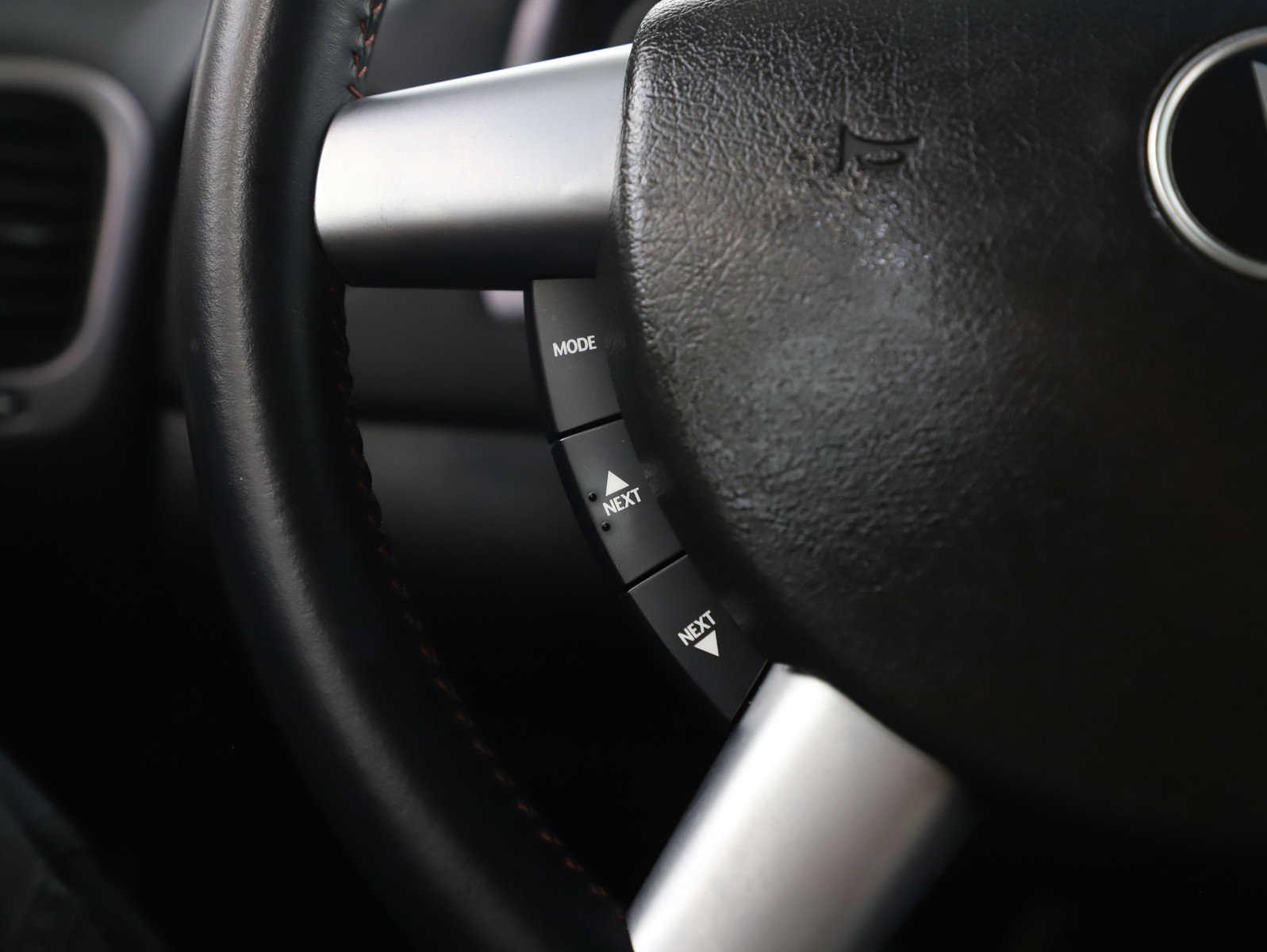 Used 2006 Pontiac GTO image 22