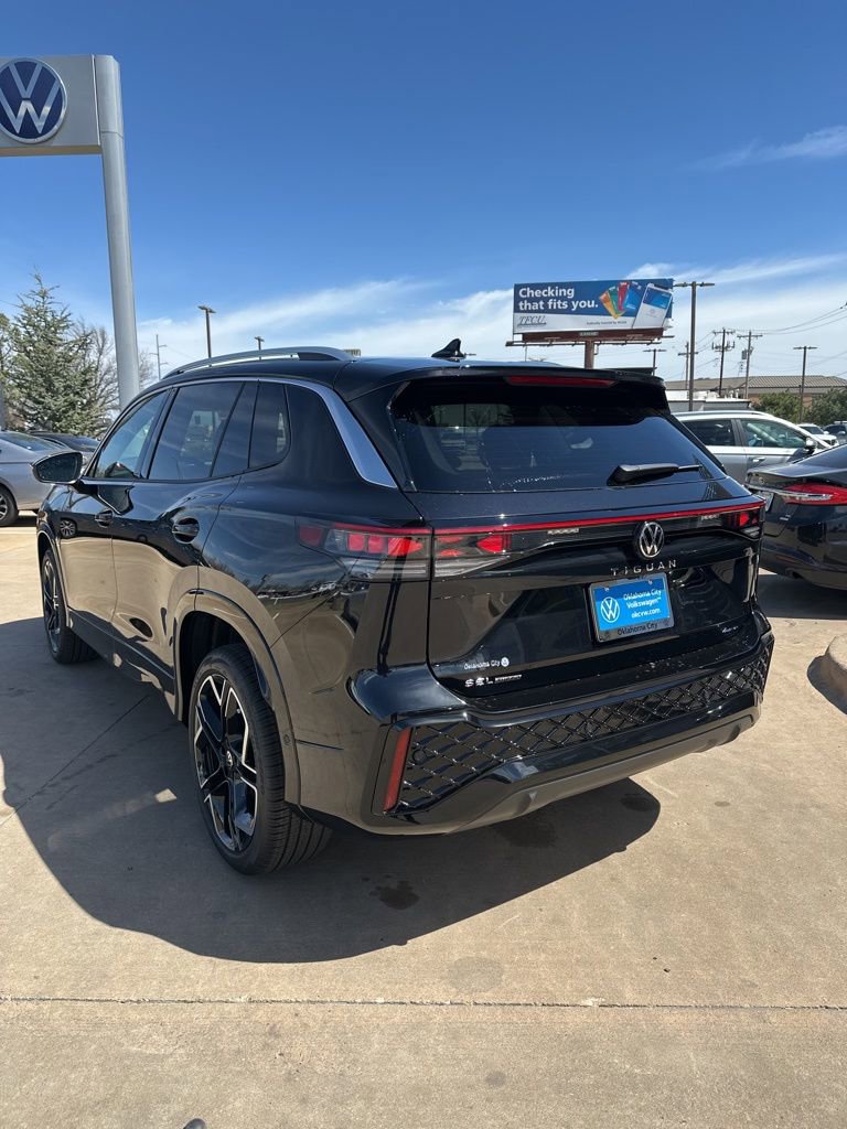 New 2026 Volkswagen Tiguan SEL R-Line AWD/4WD image 7