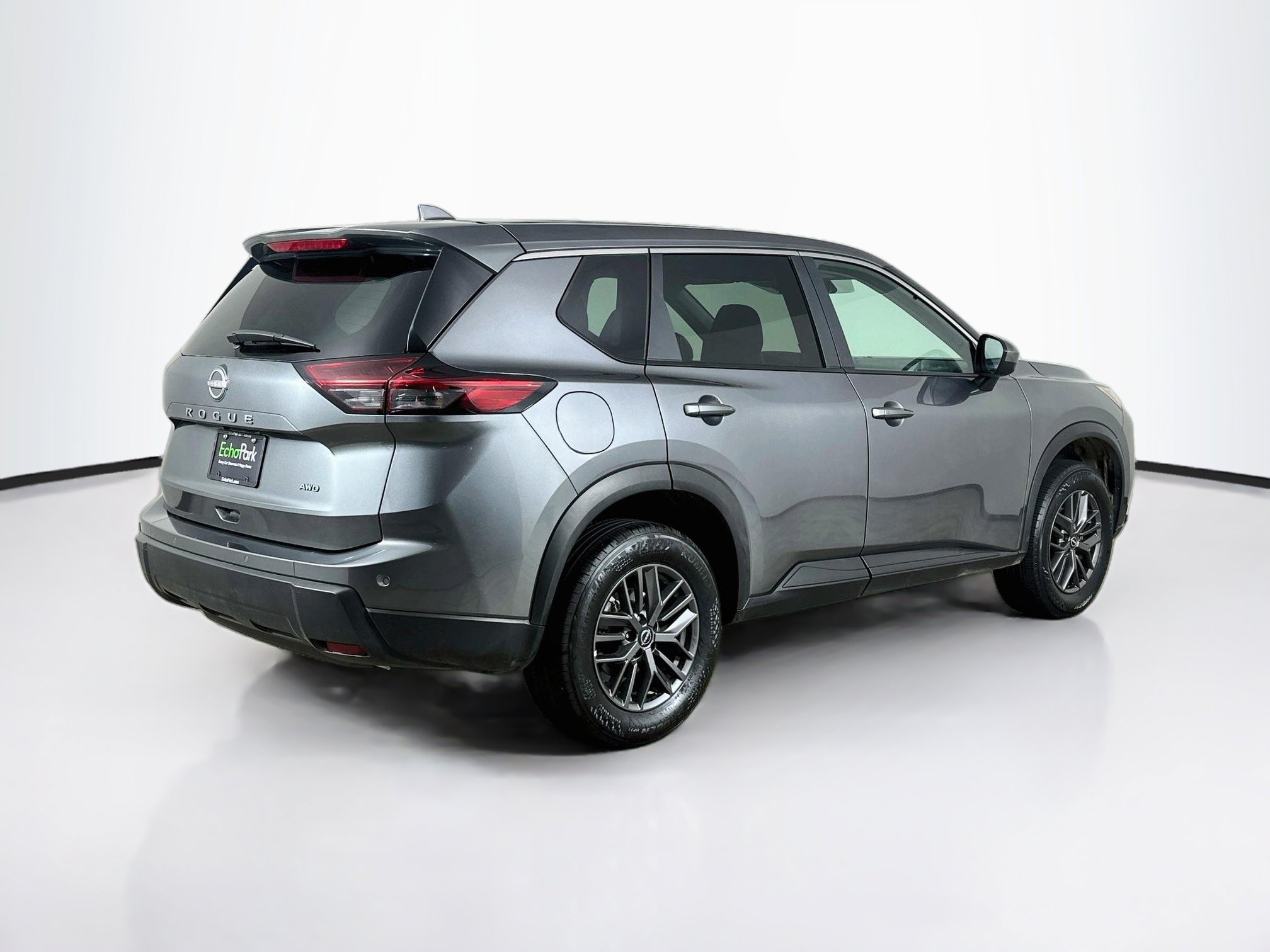 Used 2026 Nissan Rogue SV AWD/4WD image 9