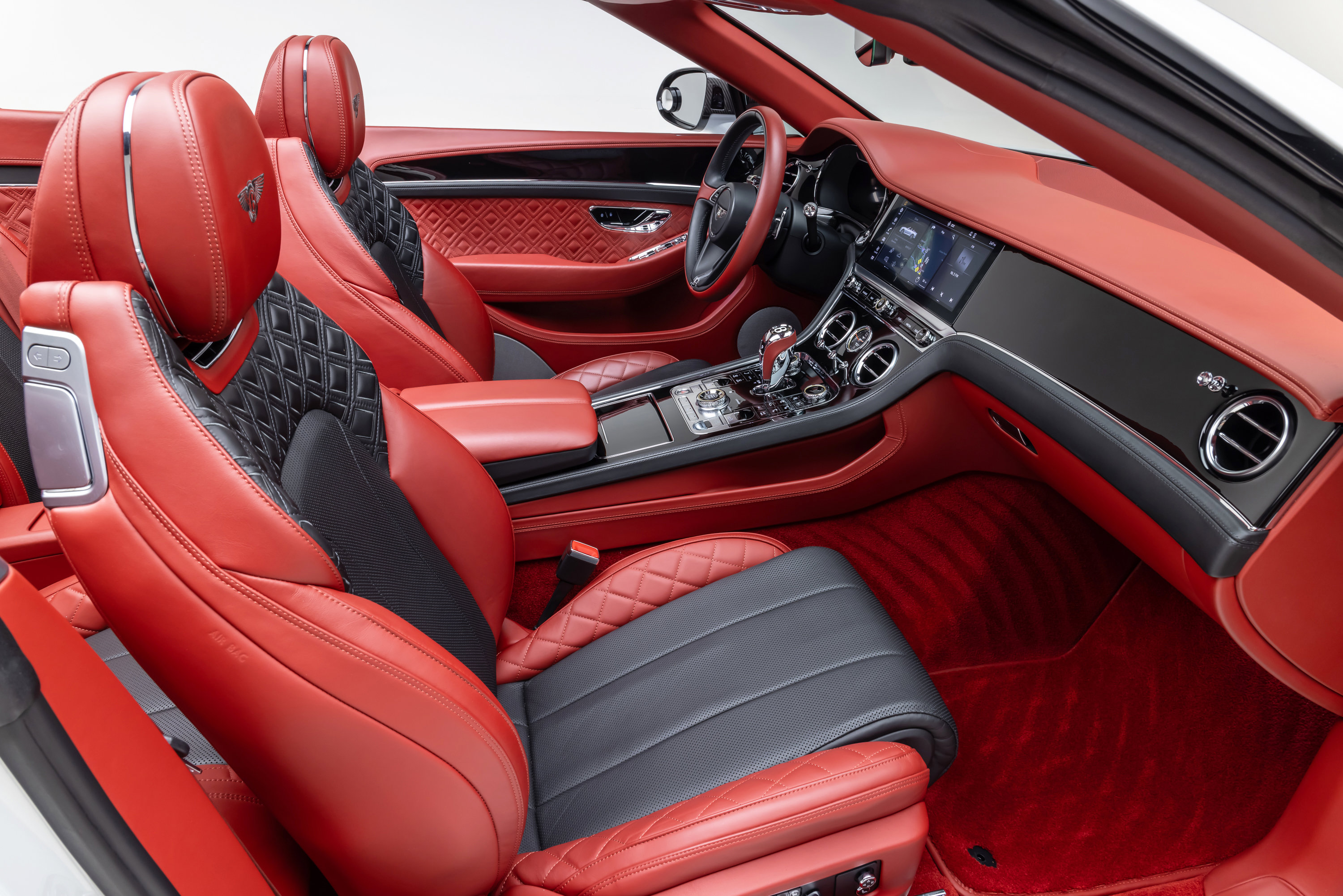 Used 2020 Bentley Continental GT image 42