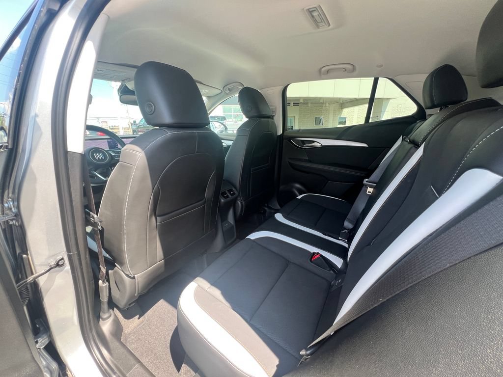 Used 2025 Buick Envision Sport Touring AWD/4WD image 32