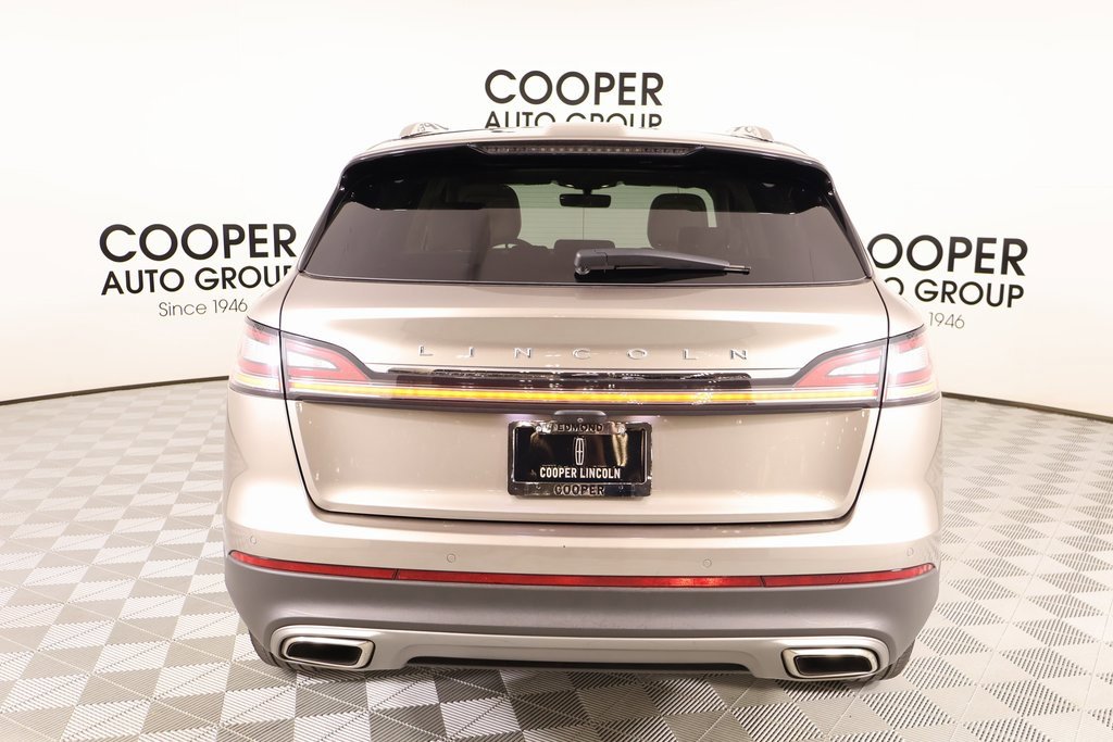 Used 2020 Lincoln Nautilus Reserve w/ Equipment Group 201A image 23