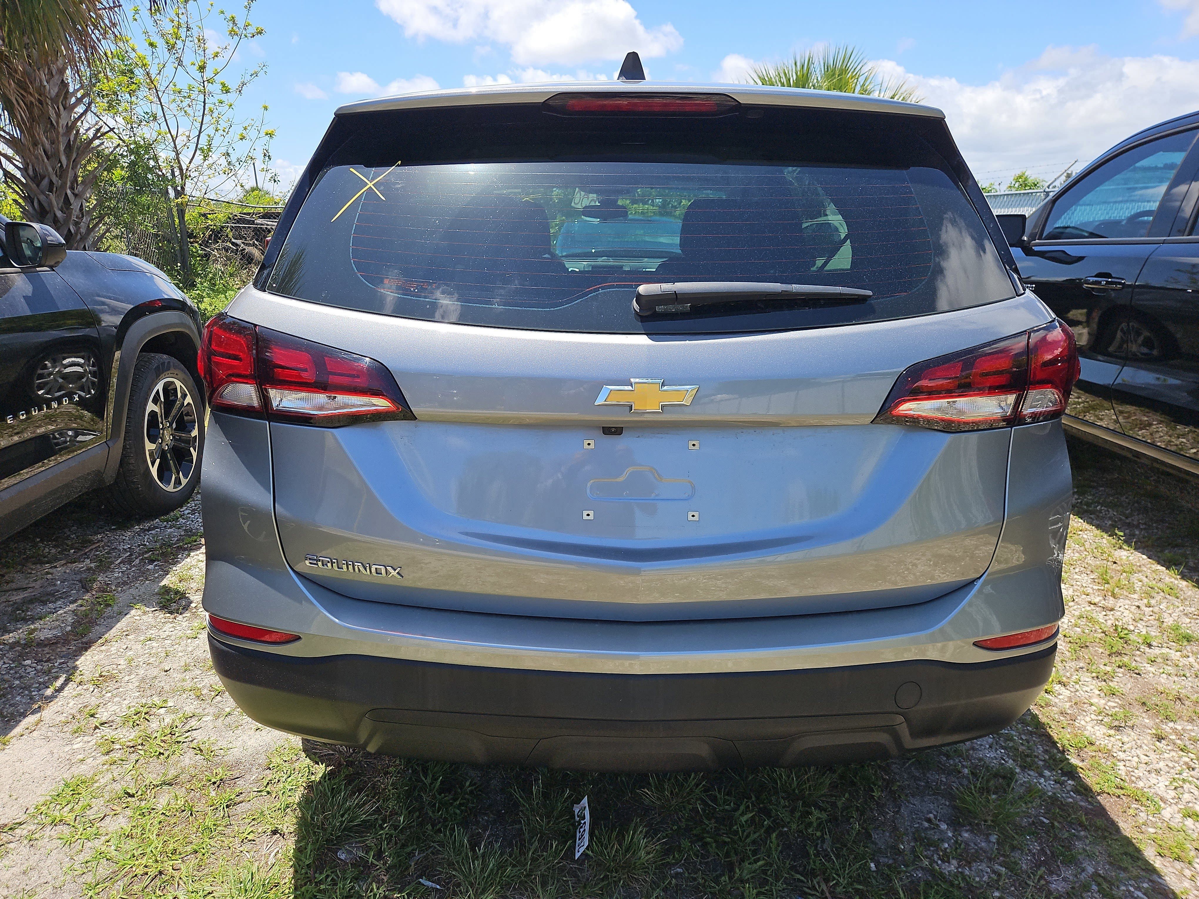 Used 2024 Chevrolet Equinox LS FWD image 5