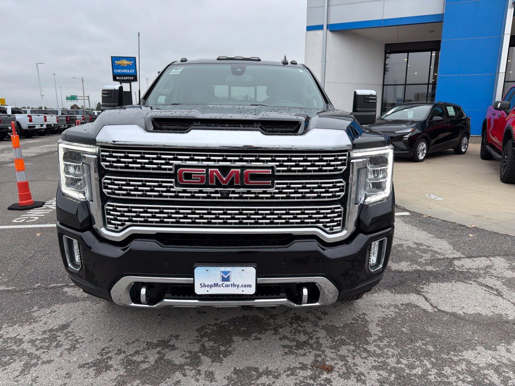 Used 2022 GMC Sierra 3500 Denali AWD/4WD image 8