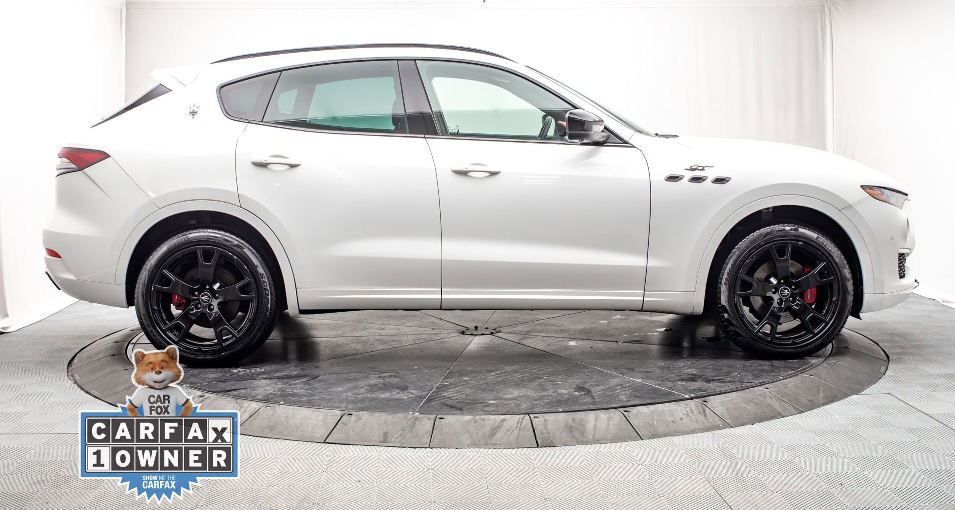 Used 2022 Maserati Levante GT AWD/4WD image 2