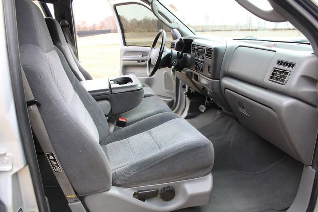 Used 2003 Ford F250 XLT image 22