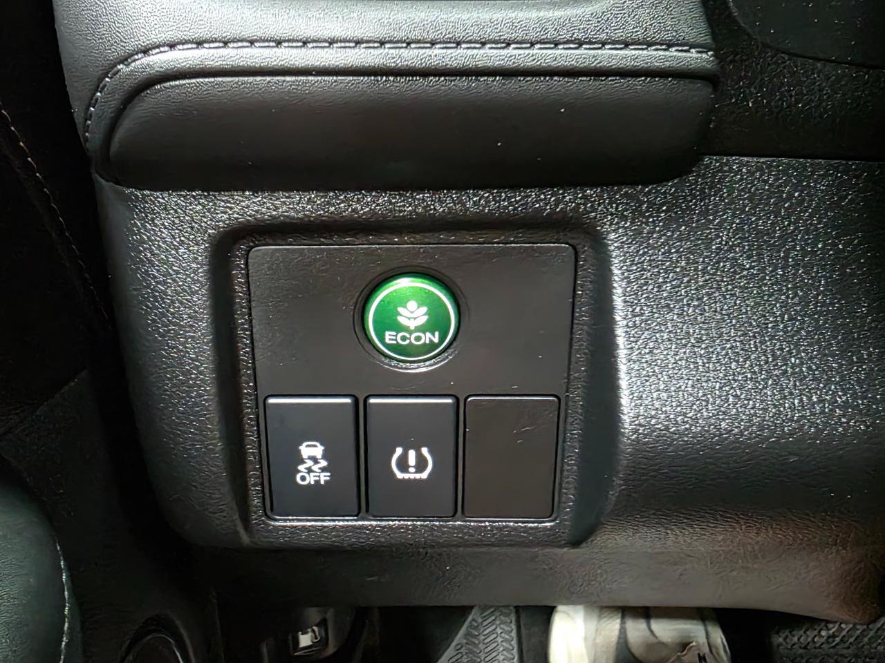 Used 2017 Honda HR-V EX-L image 36