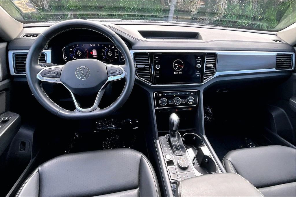 Certified 2023 Volkswagen Atlas SE AWD/4WD image 3