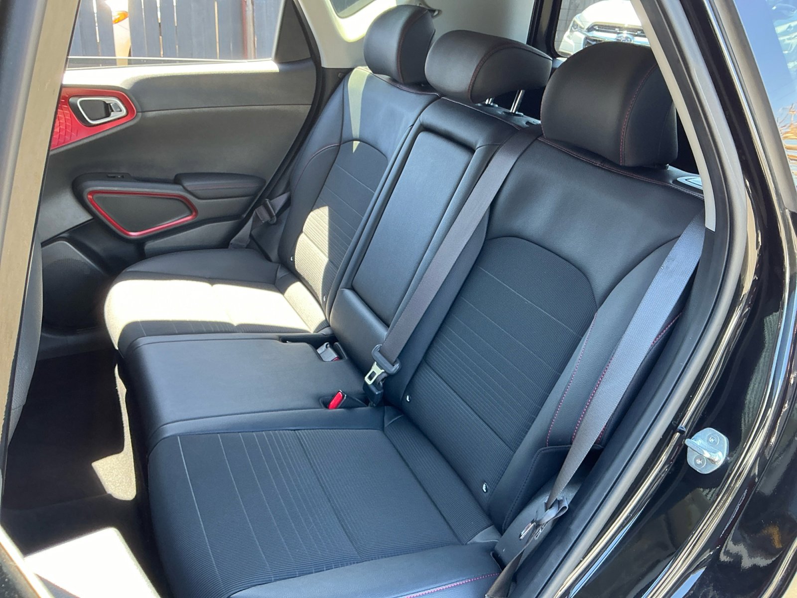 Used 2021 Kia Soul Turbo FWD image 19