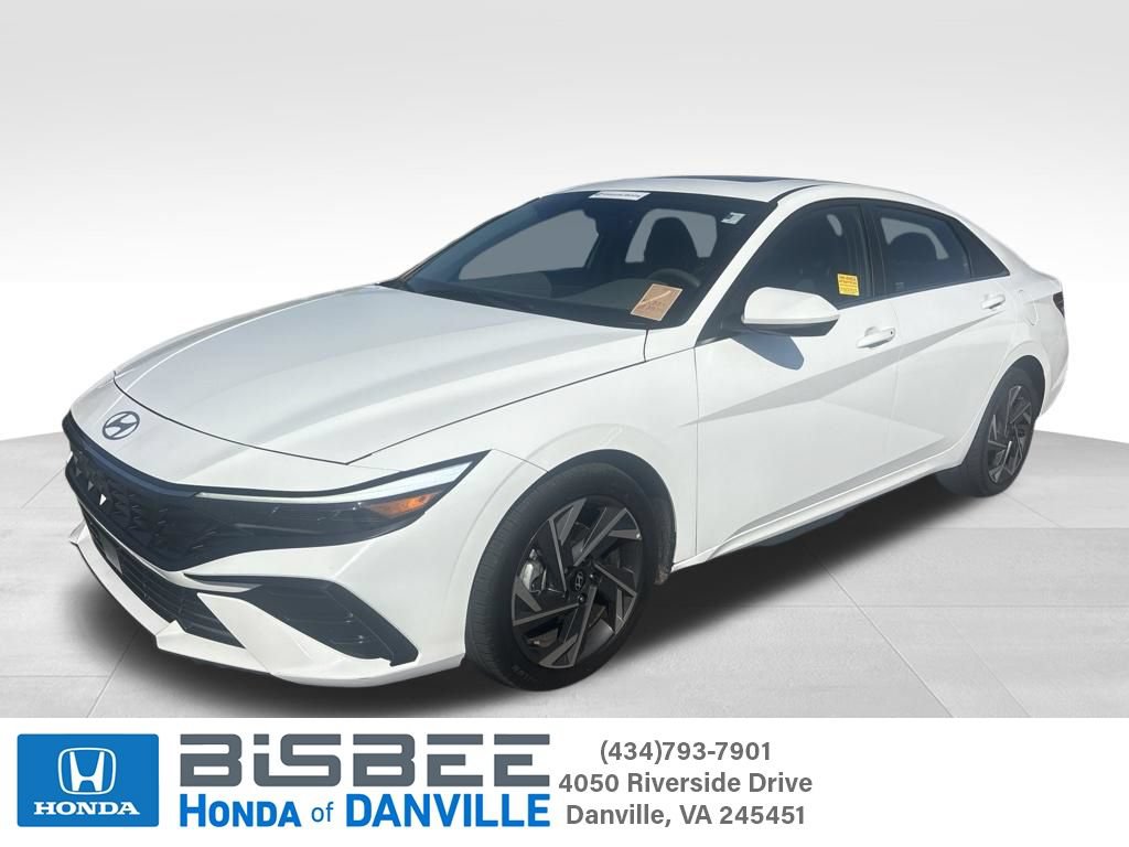 Used 2025 Hyundai Elantra SEL