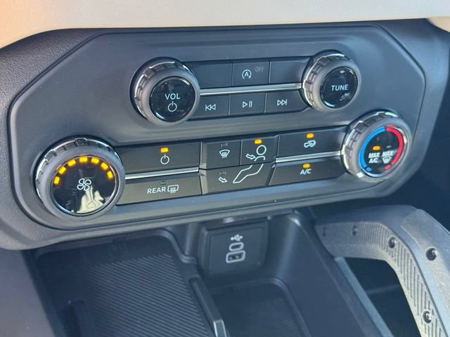 New 2026 Ford Bronco Big Bend w/ Black Diamond Package AWD/4WD image 32