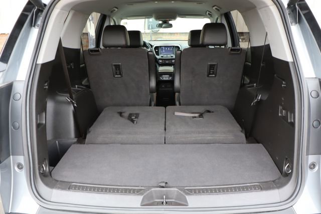 Used 2021 GMC Acadia AT4 image 35