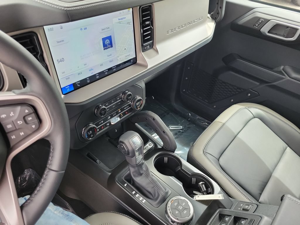 New 2026 Ford Bronco Outer Banks w/ Sasquatch Package AWD/4WD image 20