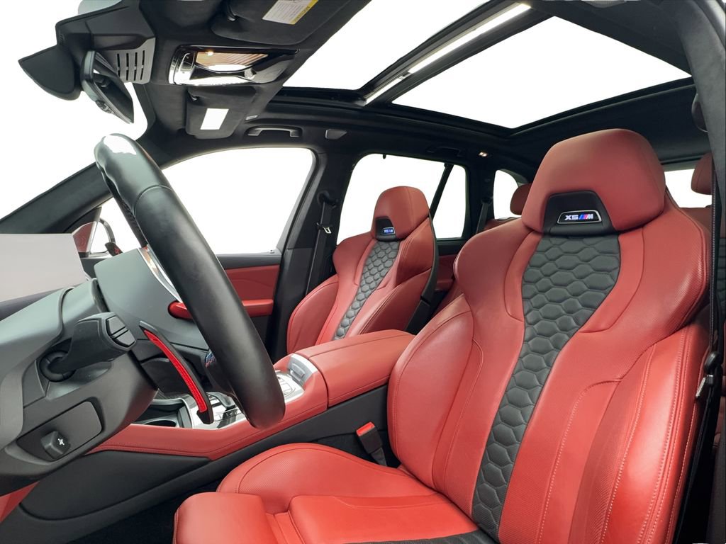 Used 2025 BMW X5 M Competition w/ Executive Package image 20