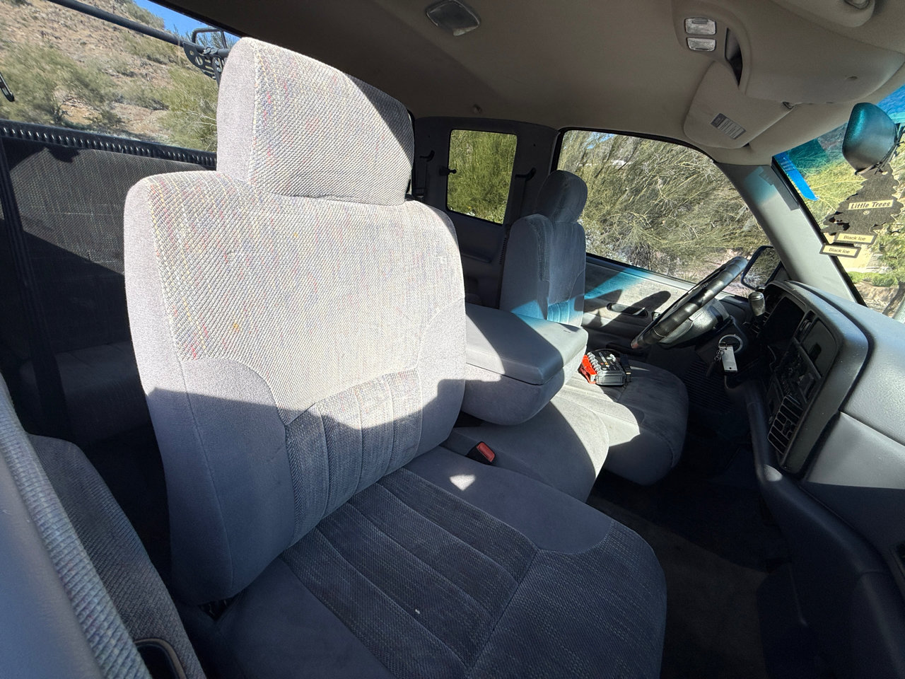 Used 1997 Dodge Ram 1500 Truck 2WD Club Cab image 13