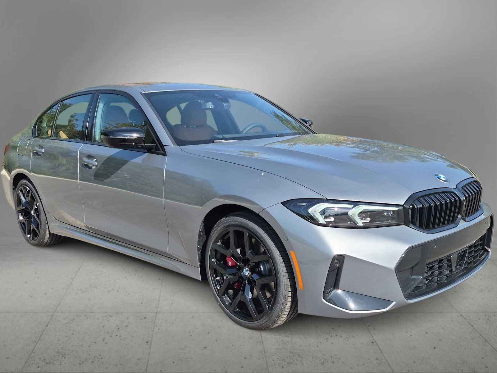 New 2026 BMW 330i xDrive Sedan w/ M Sport Package AWD/4WD image 2