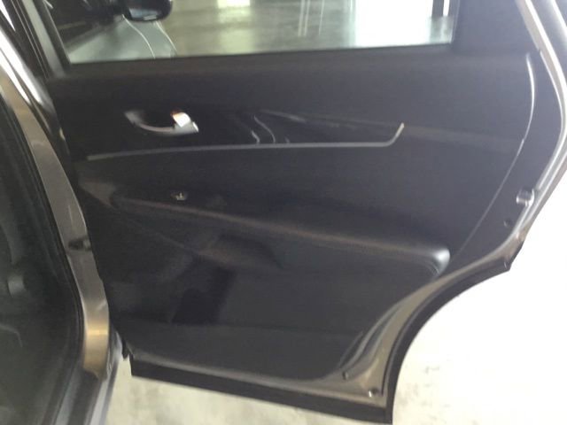 Used 2018 Kia Sorento LX FWD image 31