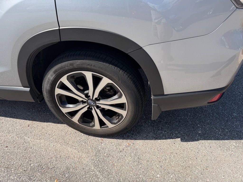 Used 2023 Subaru Forester Limited AWD/4WD image 11