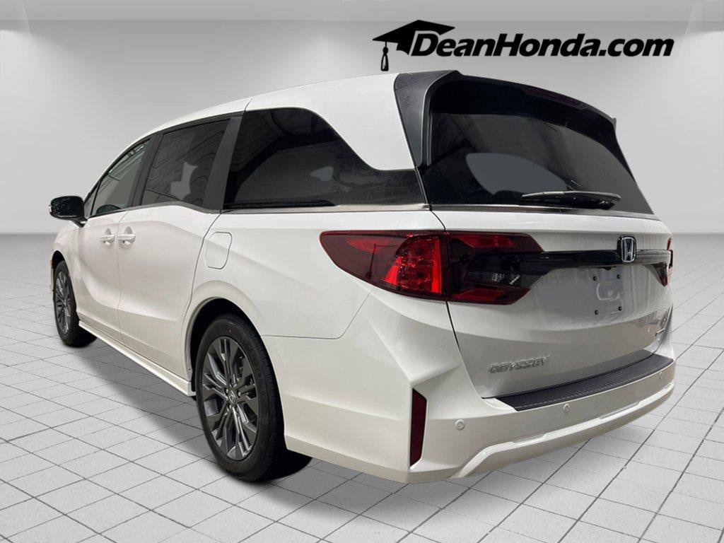 New 2027 Honda Odyssey Touring image 3