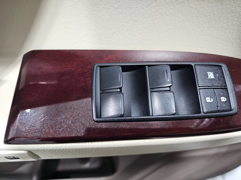 Used 2019 Lexus GX 460 Premium w/ Premium Package AWD/4WD image 30