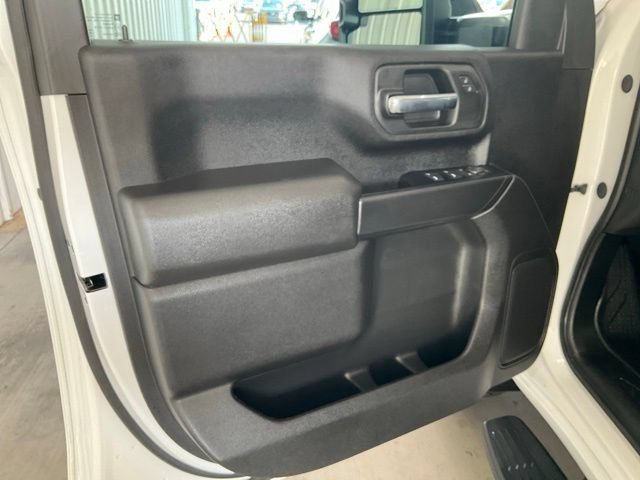 Used 2026 Chevrolet Silverado 2500 Custom w/ Custom Value Package AWD/4WD image 5