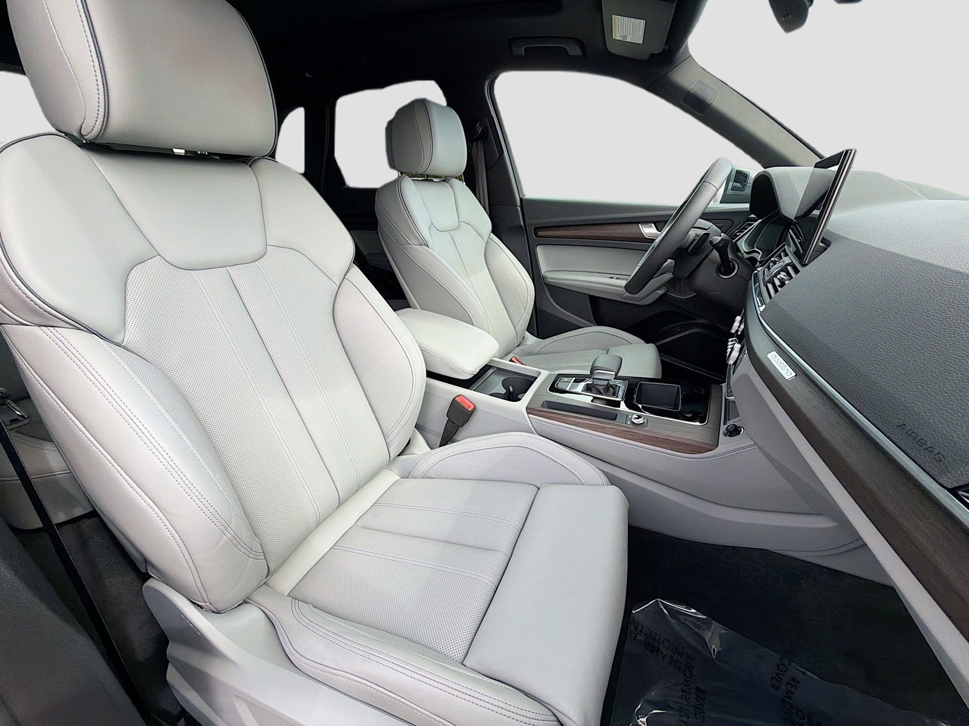 Used 2024 Audi Q5 e Premium Plus image 15