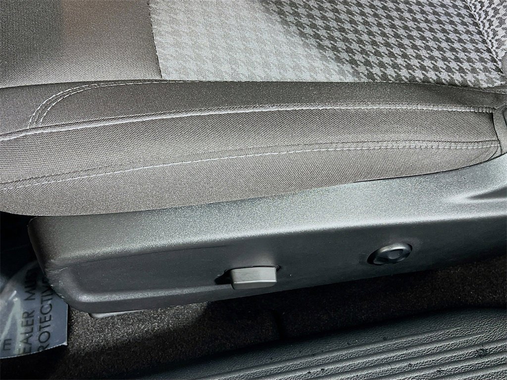 Used 2021 Dodge Challenger SXT w/ Blacktop Package image 18