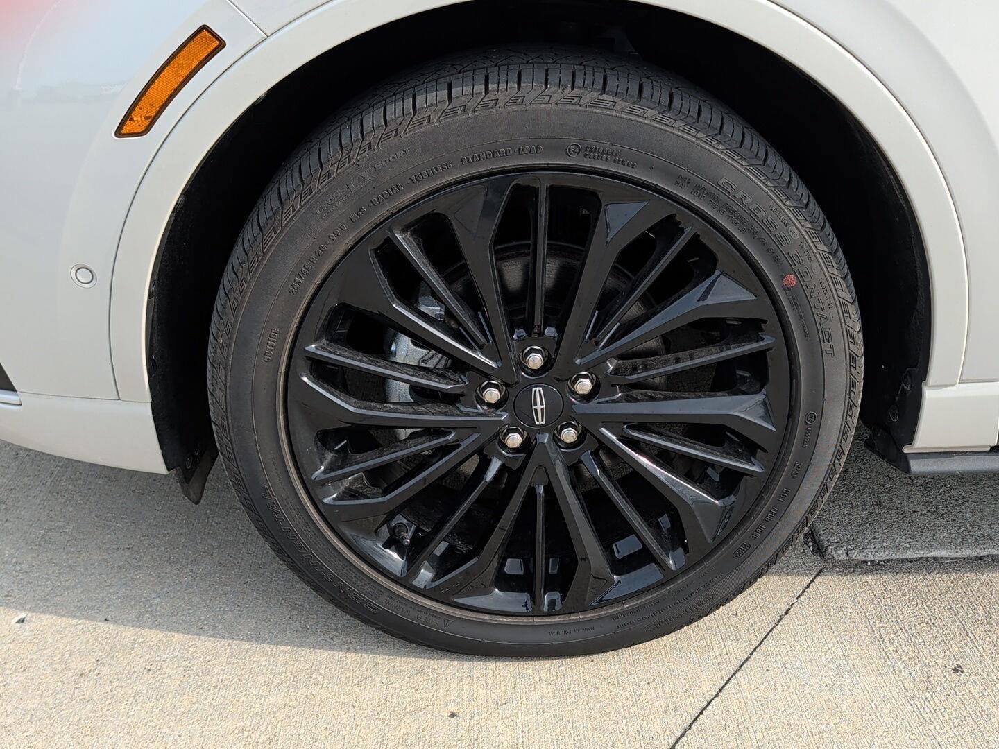 Used 2023 Lincoln Corsair Reserve w/ Equipment Group 202A image 33