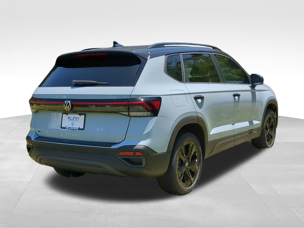 New 2026 Volkswagen Taos SE FWD video 3