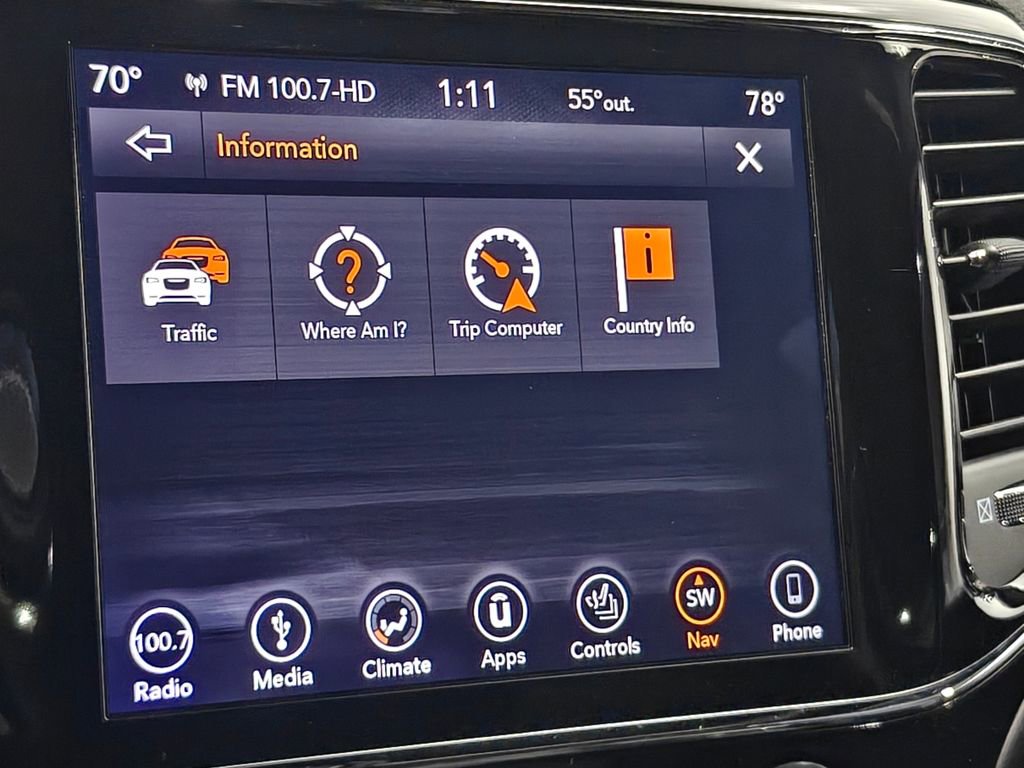 Used 2019 Jeep Grand Cherokee Altitude AWD/4WD image 34
