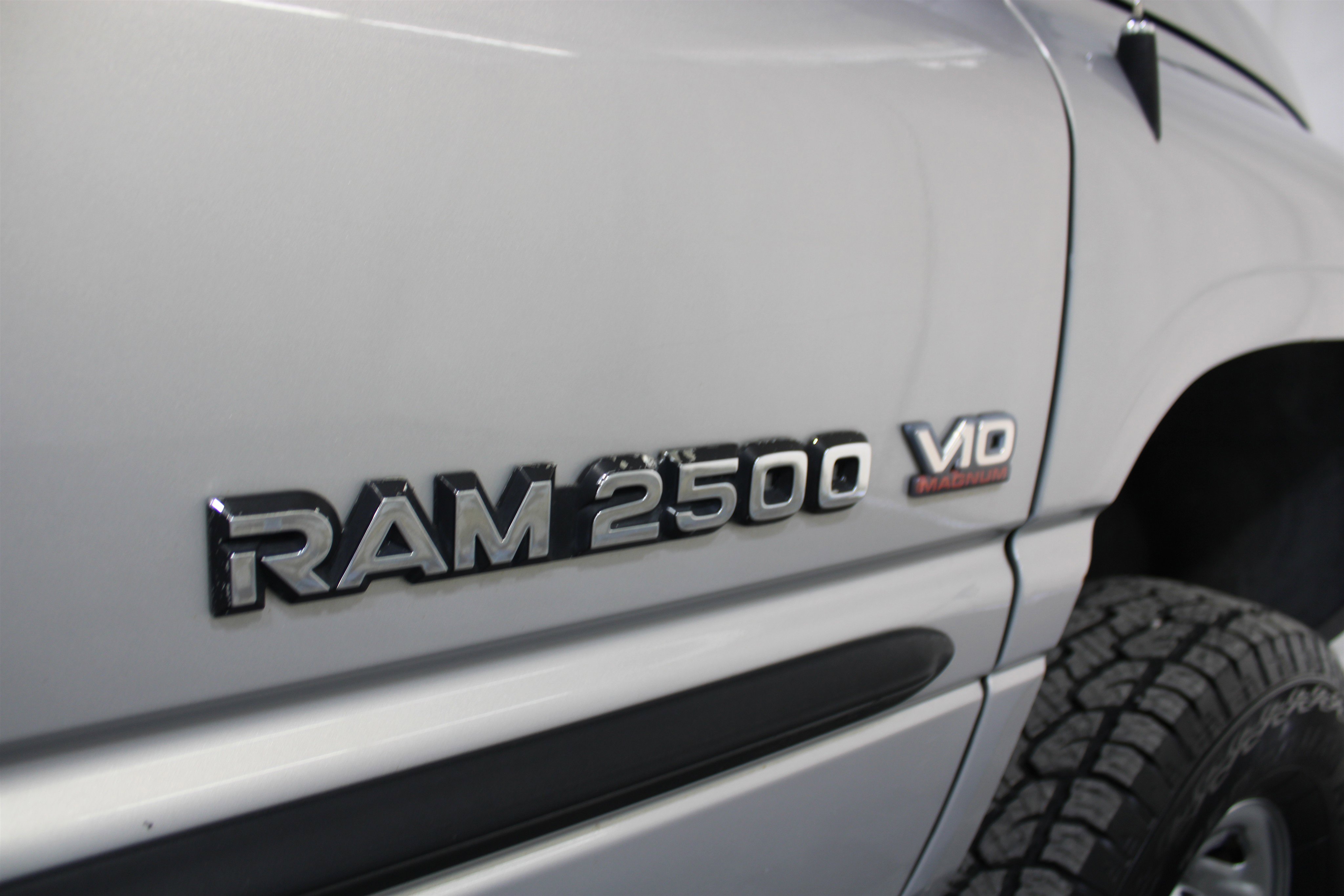 Used 1998 Dodge Ram 2500 Truck 4x4 Quad Cab image 22